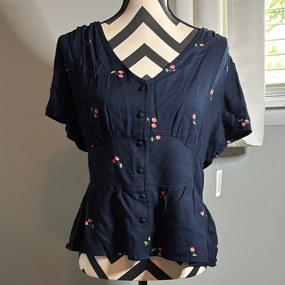 Old Navy Brand New Cherry Print V-Neck Button Down Crepe Top- Size Large